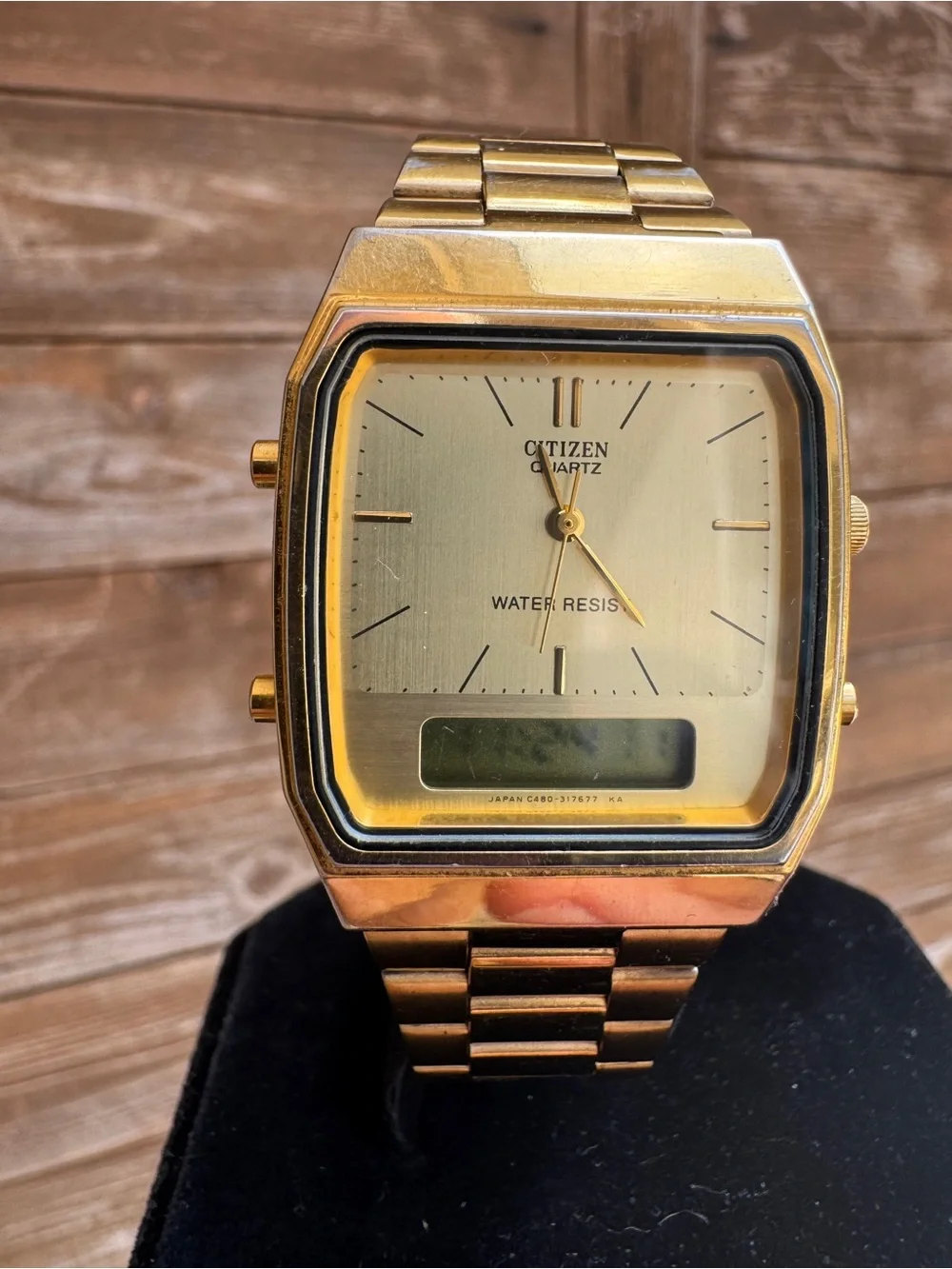 Citizen Quartz Vintage Analog-Digital LCD Gold Tone 31mm | Alarm Chrono Date